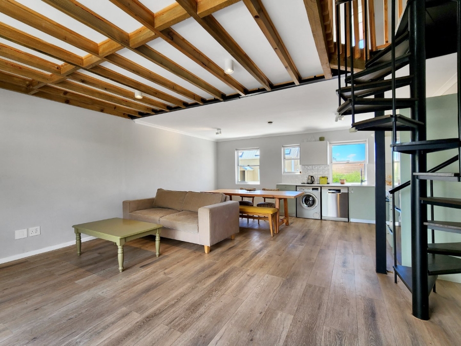 2 Bedroom Property for Sale in Gardens Western Cape